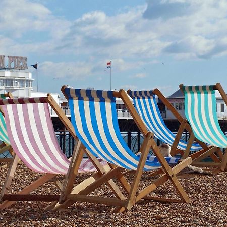 Beachside Retreat 2-Bedroom Gem With Free Private Parking & Outdoor Space Brighton Dış mekan fotoğraf